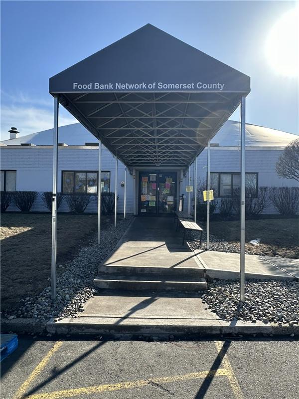 Commercial awning and shade installation by SV Design, portfolio image 29