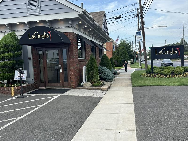 Commercial awning and shade installation by SV Design, portfolio image 39