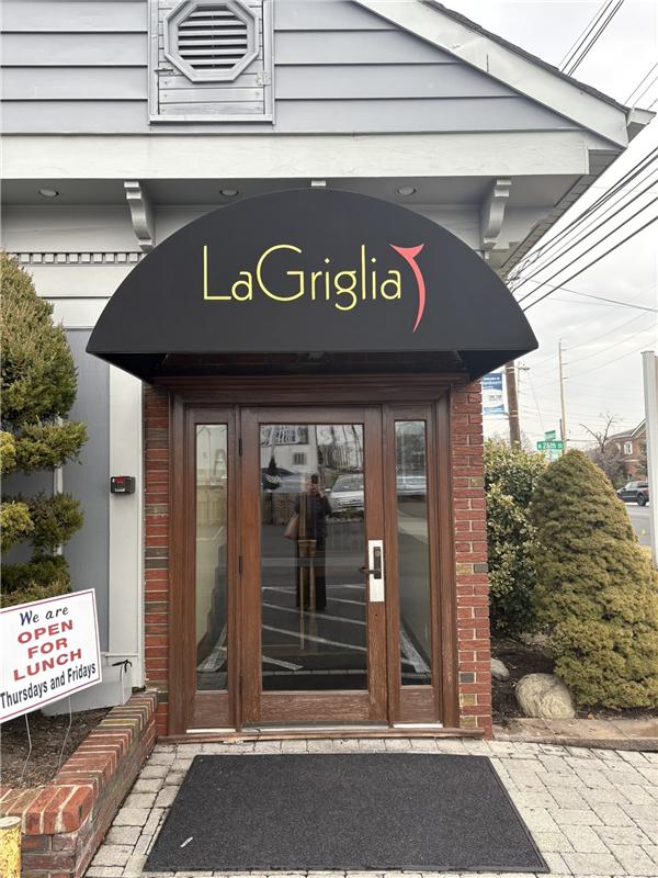 Commercial awning and shade installation by SV Design, portfolio image 44