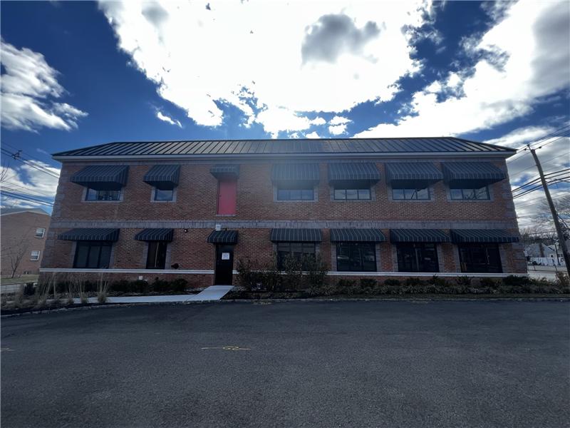 Commercial awning and shade installation by SV Design, portfolio image 91