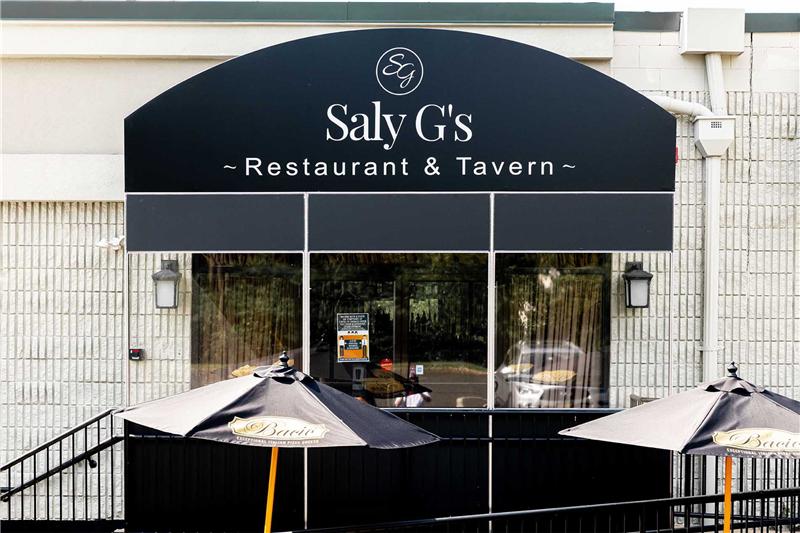 Commercial awning and shade installation by SV Design, portfolio image 107