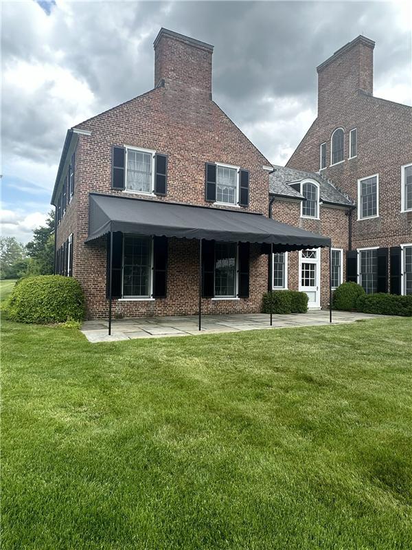 Residential awning and shade installation by SV Design, portfolio image 10