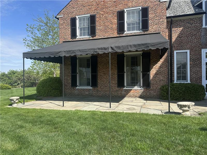 Residential awning and shade installation by SV Design, portfolio image 17