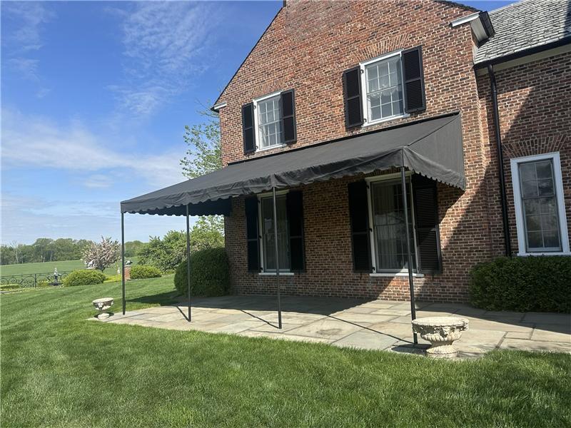 Residential awning and shade installation by SV Design, portfolio image 18