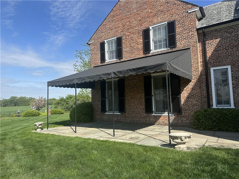 Residential awning and shade installation by SV Design, portfolio image 19